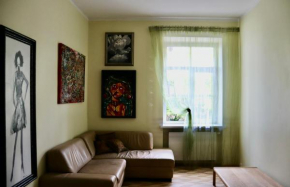 Green House Apartment